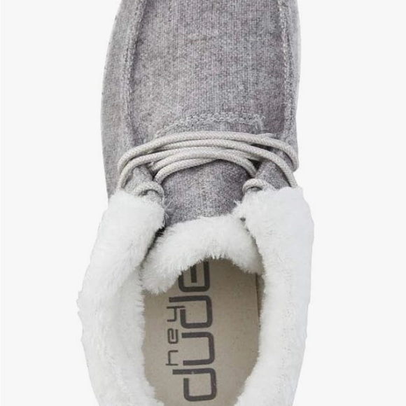 Hey Dudes  Womens 7.5 Ankle Boots! Warm, comfortable and very Lightweight! - Picture 2 of 4